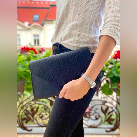 Louis Vuitton Handbags - Louis Vuitton Black Epi Leather Art Deco Clutch Handbag Crossbody